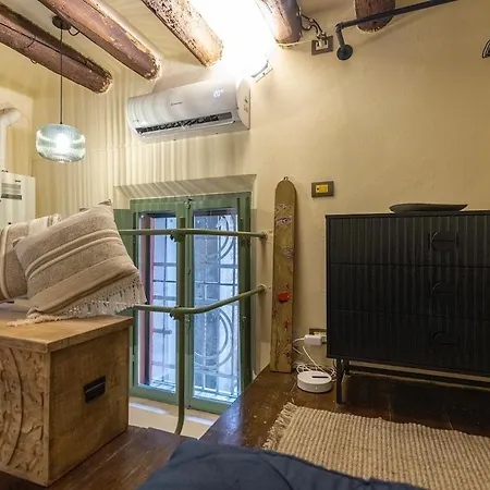 Antiba House *
