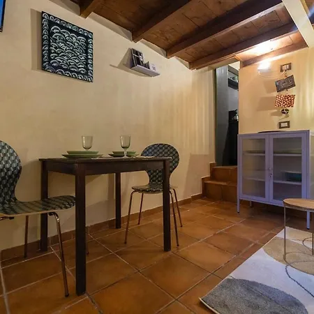 Antiba House Holiday home Ferrara