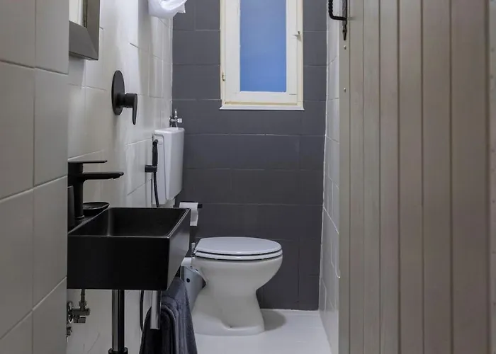 Dom wakacyjny Antiba House *