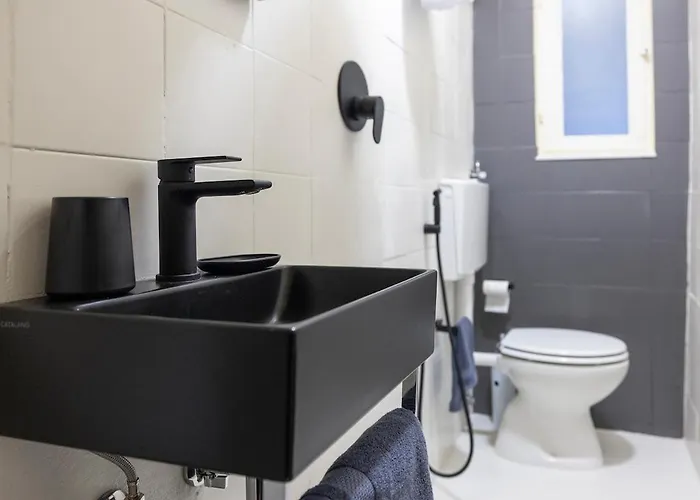 Dom wakacyjny Antiba House Ferrara